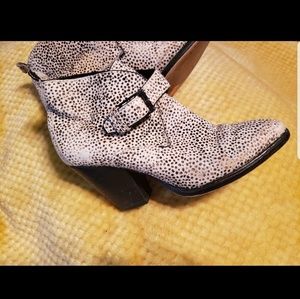 Dolce Vita Real Fur ankle boots